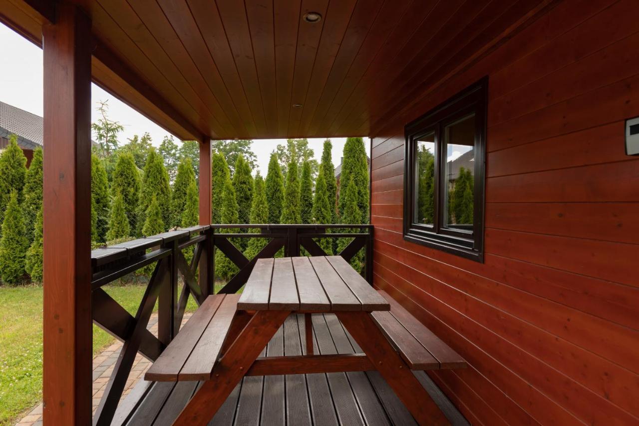 Strzezenice Domek Wakacyjny By Noclegi Renters Esterno foto