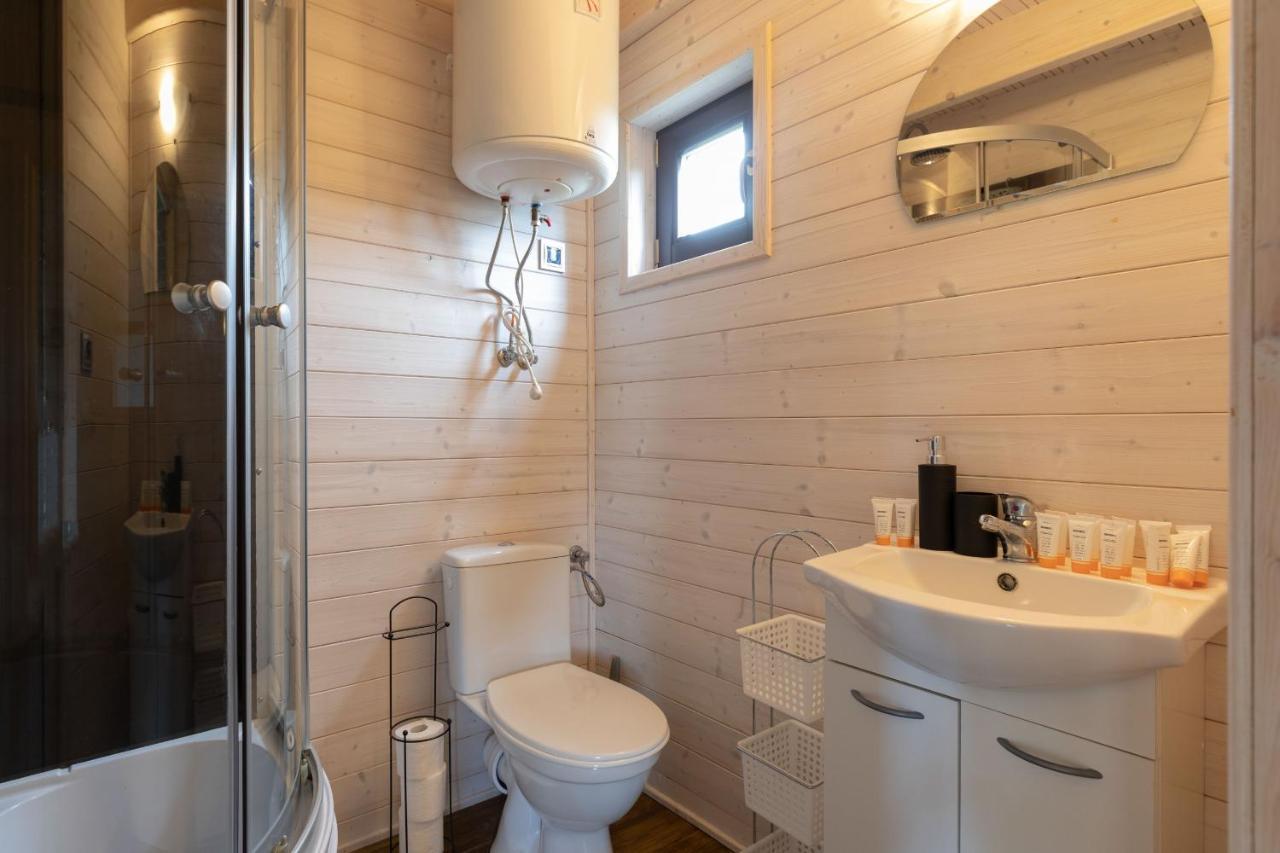 Strzezenice Domek Wakacyjny By Noclegi Renters Esterno foto